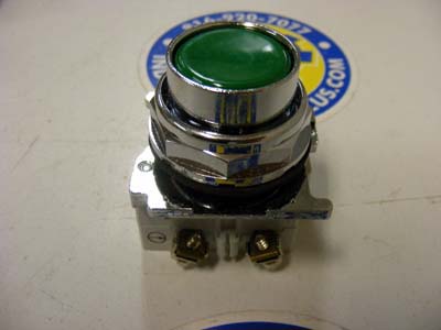 <b>Cutler-Hammer - </b>10250T30G Green Push Button